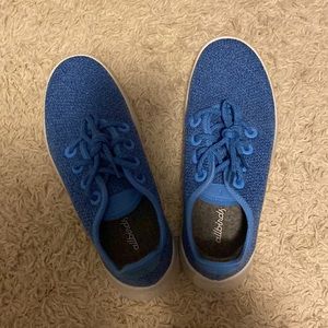 Allbirds Tree Runners Sneakers in Bouyant Blue with Blizzard Sole, NWOT